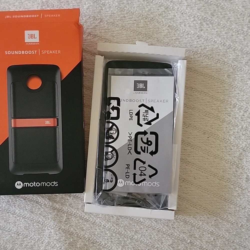 JBL sound boost NWT